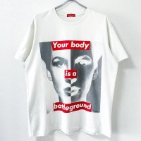 00s UNIQLO BARBARA KRUGER ART TEE SHIRT