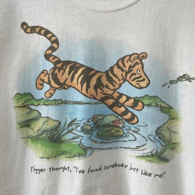 画像2: 90s USA製 CLASSIC POOH TIGER TEE SHIRT