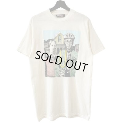 画像1: 90s USA製 PRIMAL WEAR AMERICAN GOTHIC PARODY ART TEE SHIRT