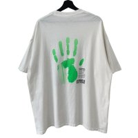 00s ROBERT WADLOW GUINESS WORLD RECORDS THE WORLD'S LARGEST HAND TEE SHIRT