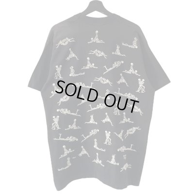画像2: 90s USA製 FASHION VICTIM SKULL 四十八手 TEE SHIRT