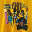 画像3: 00s MILES DAVIS ON THE CORNER TEE SHIRT (3)