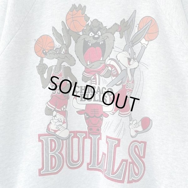 画像2: 90s USA製　LOONEY TUNES CHICAGO BULLS PARODY SWEAT (2)