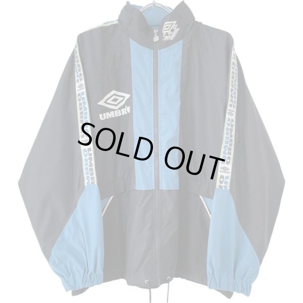 画像1: 90s UMBRO NYLON JACKET (1)