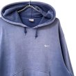 画像2: 00s　NIKE SMALL SWOOSH HOODIE (2)